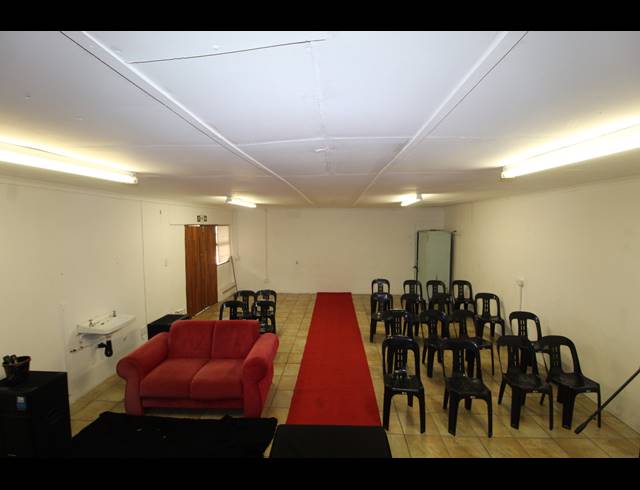 60M² RETAIL TO LET IN SALDANHA CENTRAL